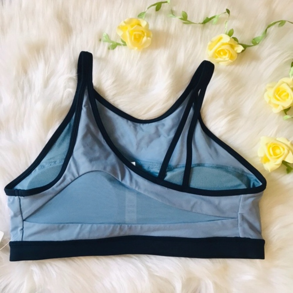 New Lululemon Forget the Rest Sports Bra Top - Picture 2 of 6